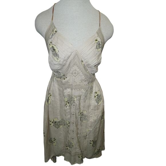 Free People Embroidered Boho Mini Dress – Size M – Floral Crochet Trim - Picture 5 of 11